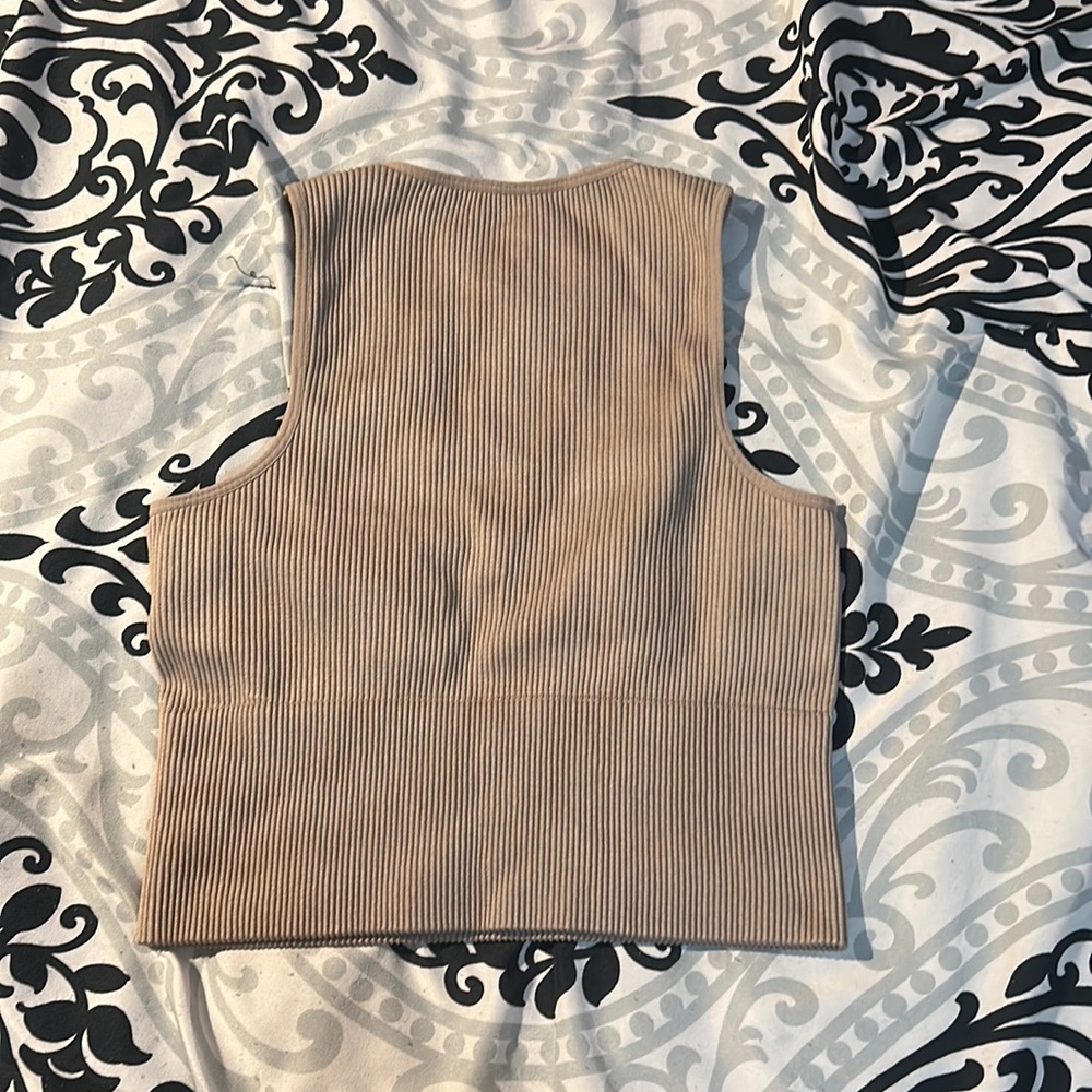 🌷2/22🌷Dynamite Ribbed Plunge Tank Top - Picture 3 of 3